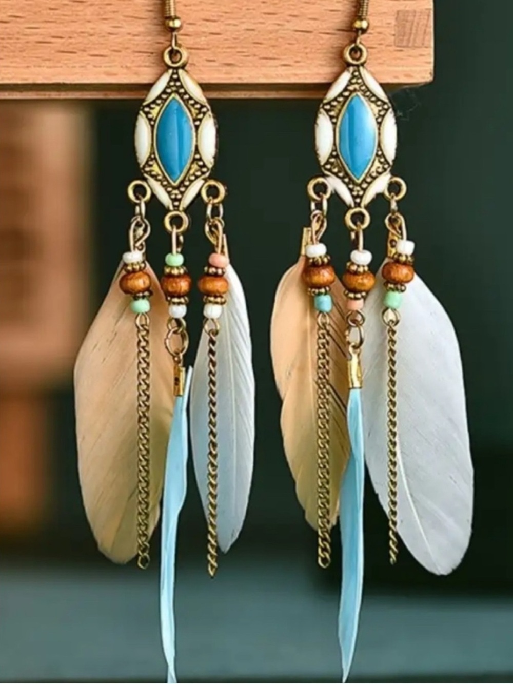 ✨ Boho Feather Statement Earrings – Turquoise Festival Chic ✨ - Picture 2 of 3